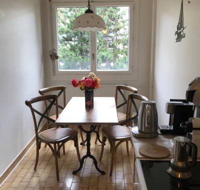 Chambre proche Hopital,  HEDS, CMU