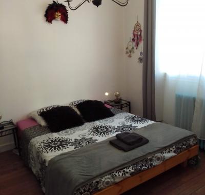 Chambre 12m2 dans maison avec jardin