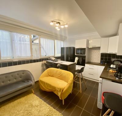 LOCATION 6 CHAMBRES PARIS