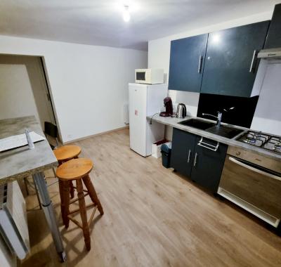 Proche Luxembourg, entrée indépendante dans pavillon, Netflix