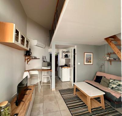 Petite maison chaleureuse en quasi centre