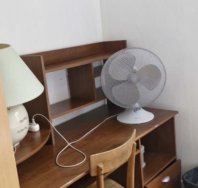 Chambre chez l'habitant. Lit simple. coté jardin
