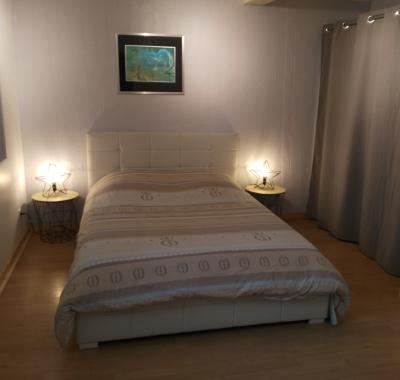 Appartement meublé dans maison