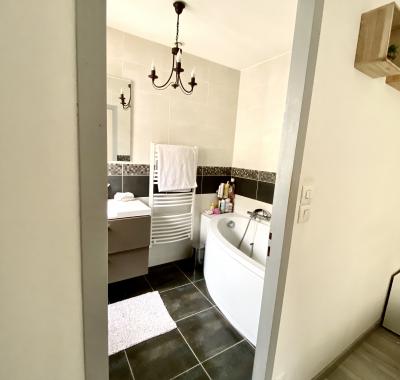 MAISON ENTIÈRE 8 MIN DU CIRCUIT 24H DU MANS