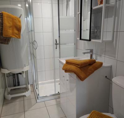 Studio refait à neuf à 15 mn de Clisson... et 30 mn de Nantes...