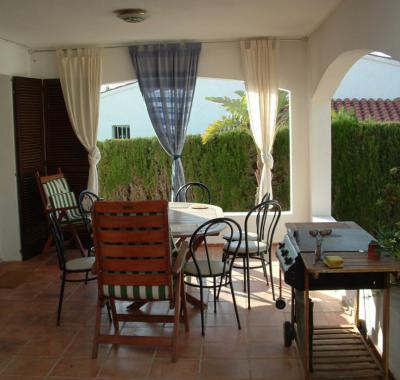 Maison - piscine - mer - soleil en espagne