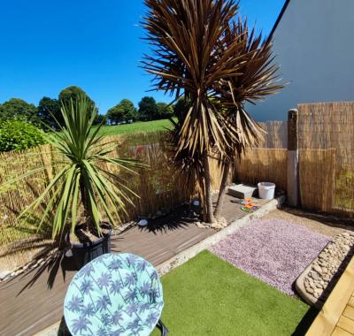 Chambre chaleureuse dans un quartier paisible