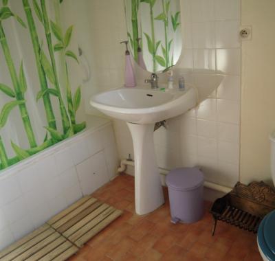 Chambre 15m2 en rez-de-jardin