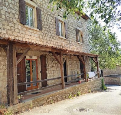 Chambre chez l'habitant dans maison en pierre Sud Ardèche