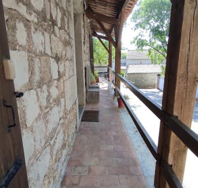 Chambre chez l'habitant dans maison en pierre Sud Ardèche