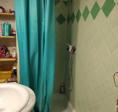 Chambre chez l'habitant dans maison en pierre Sud Ardèche