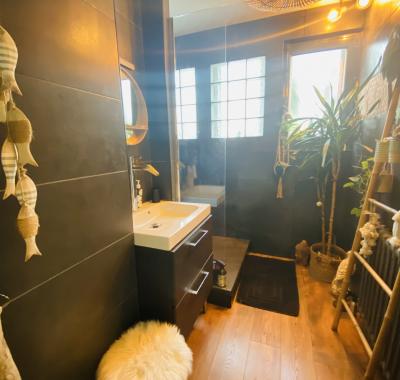 Chambre chez l'habitant - Villa avec Jacuzzi