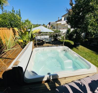 Chambre chez l'habitant - Villa avec Jacuzzi