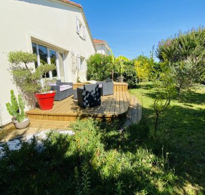 Chambre chez l'habitant - Villa avec Jacuzzi