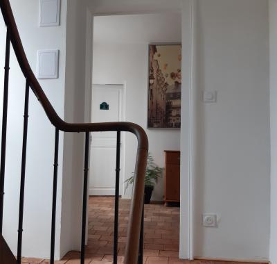 Logement indépendant chez l'habitant