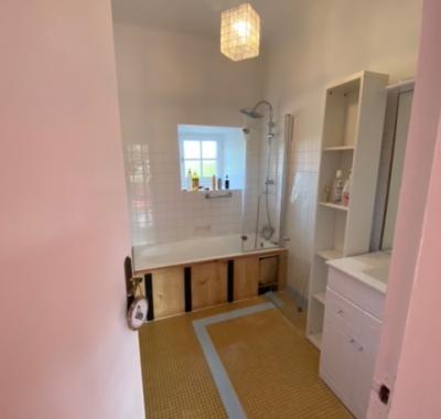 Dans ancien presbytère XVIème siècle hyper centre Tréguier