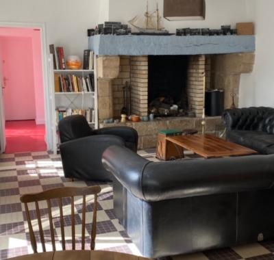 Dans ancien presbytère XVIème siècle hyper centre Tréguier