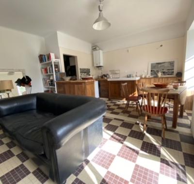 Dans ancien presbytère XVIème siècle hyper centre Tréguier