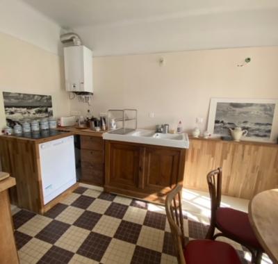 Dans ancien presbytère XVIème siècle hyper centre Tréguier