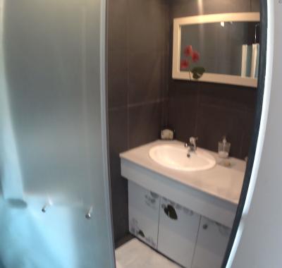 Agréable chambre à louer +Accès Piscine du 1/5 au 15/10