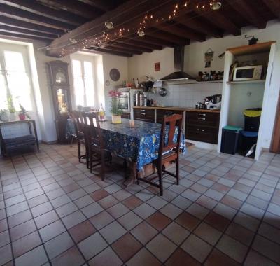 Chambre à louer dans maison de 250m2