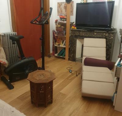 Chambre montpellier ecusson avec sauna( eventuellement contre menage)