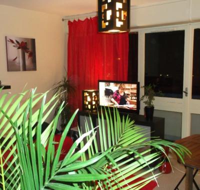 Propose un canapé en plein coeur de Tours