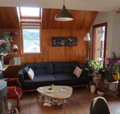 Chambre calme et lumineuse