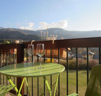 Chambre calme et lumineuse