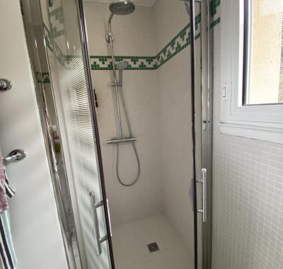 Brignais Loue Grande Chambre Calme