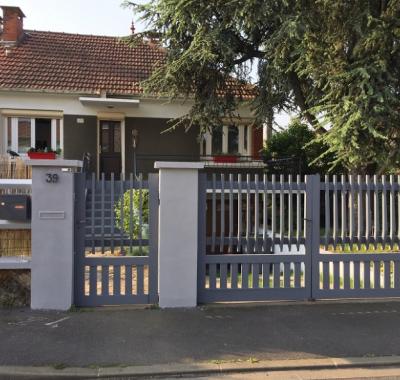 CHAMBRE COSY ET SYMPA POUR UN HOTE SYMPA !