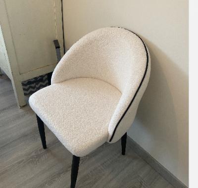 Douce chambre dans maison de ville tout confort