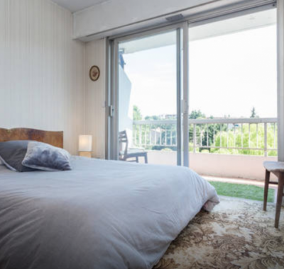 Petite résidence au calme, chambre accès terrasse