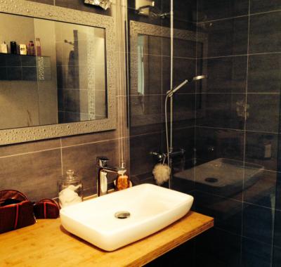 Petite résidence au calme, chambre accès terrasse