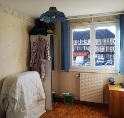 Chambre à louer dans une maison de ville