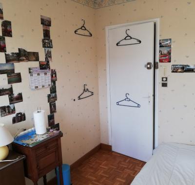 Chambre à louer dans une maison de ville