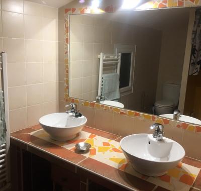 Chambre etudiant 20m2 Univ/hopital-parking/Wifi/eau elec chauffage