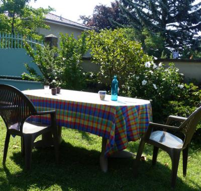 Chambre à Louer à proximité de Lyon, maison avec beau jardin