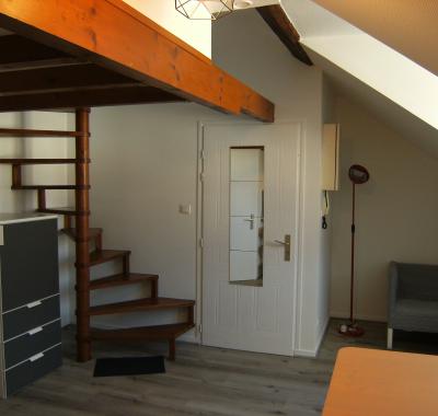 STUDIO avec CHAMBRE EN MEZZANINE