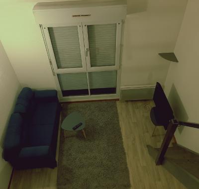 Studio duplex entre université et hôpital