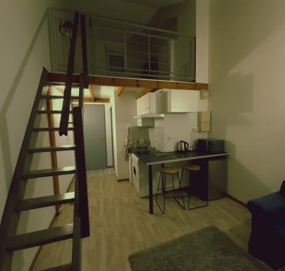 Studio duplex entre université et hôpital