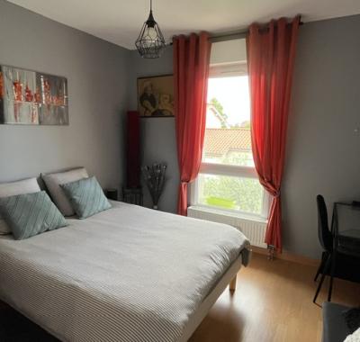 Chambre moderne à louer à Villefranche sur Saône