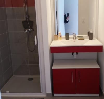Charmant T2 (44m²) neuf meublé