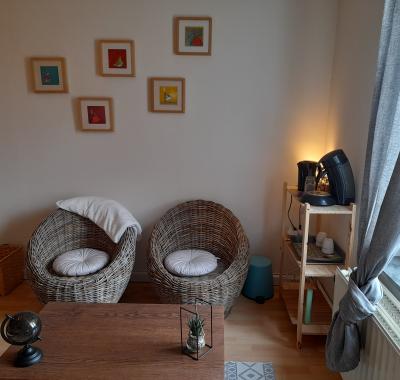 Chambre avec coin salon à louer à la nuit ou la semaine