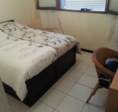 Chambre dans petite maison campagnade