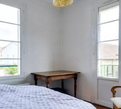 Joli F4 traversant à 2 pas de la gare sncf