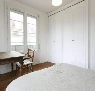 Chambre de 10m2 avec balconnet dans joli F4 traversant