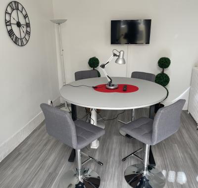 Maison indépendante avec terrasse et piscine, classée 4*