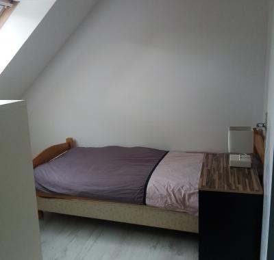 Chambre meublée en colocation