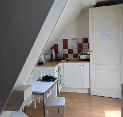 Chambre meublée plein centre